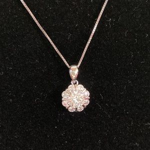 TOCARA. LAURIE. Necklace & Earring Set. Star DiAmi & Sterling Silver 18”